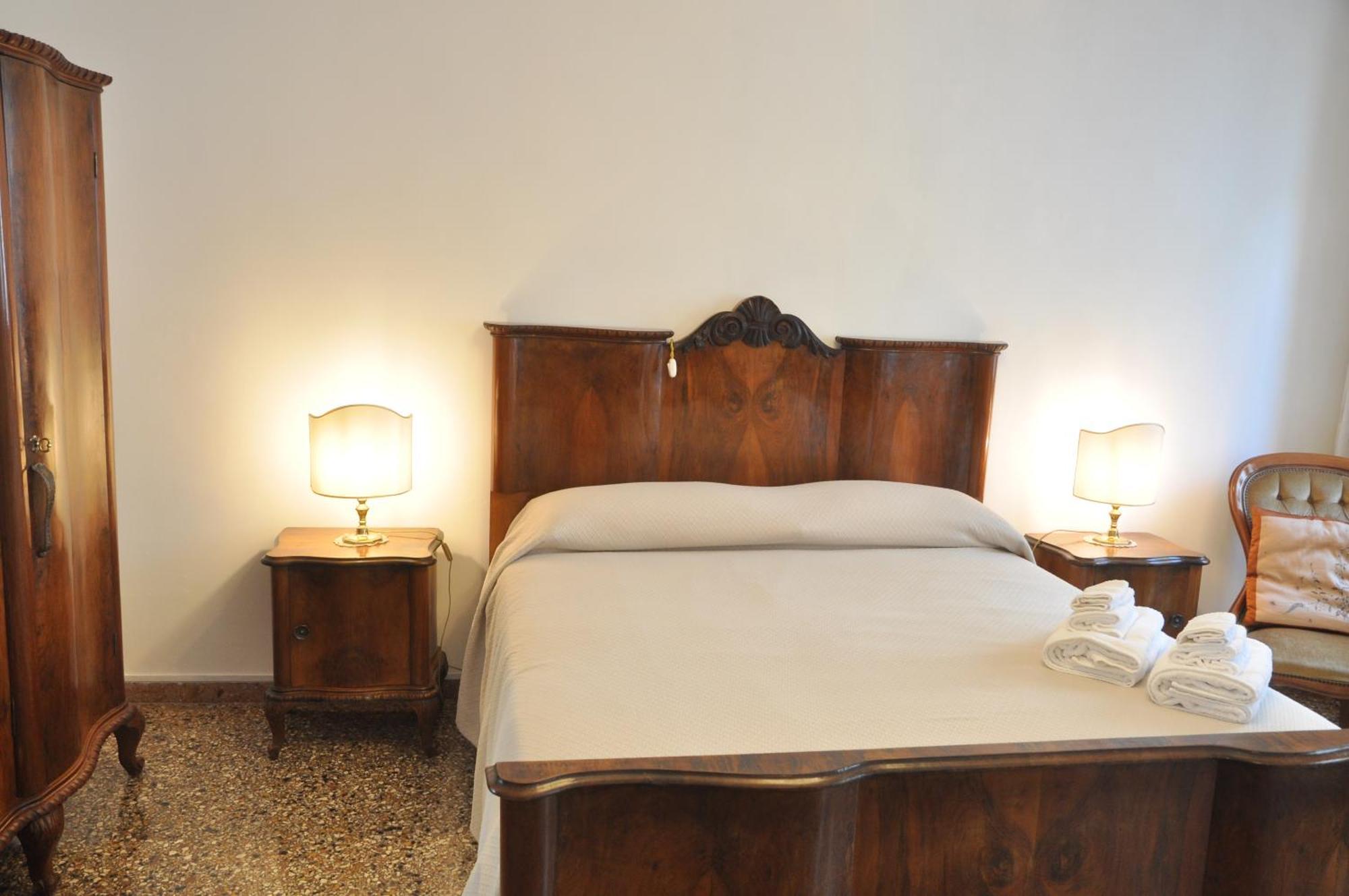 Corte Formenta - Canal View 5 Minutes From Biennale Apartamento *